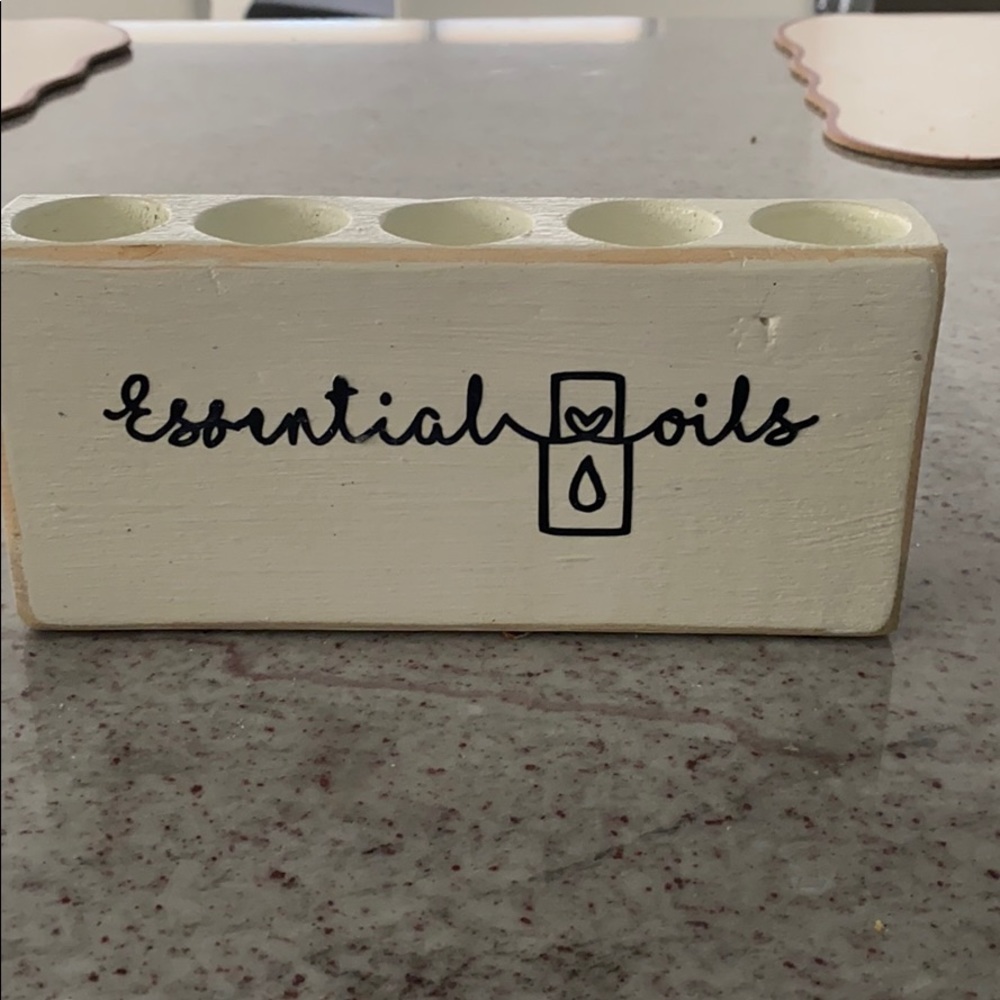 Essential oil holder